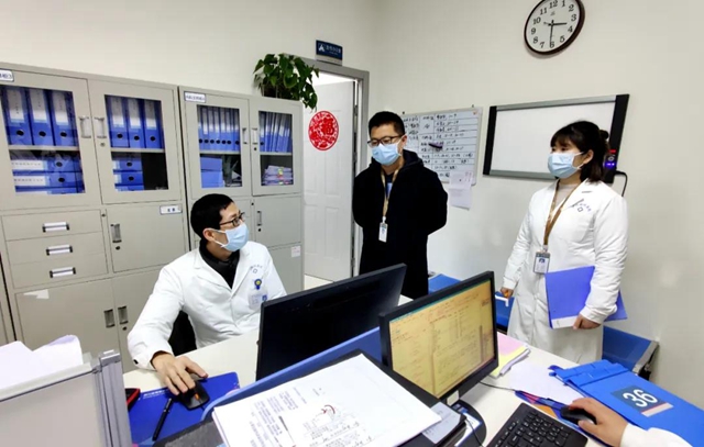 泸州福欣医院开展春节前疫情防控感控督查(图5)