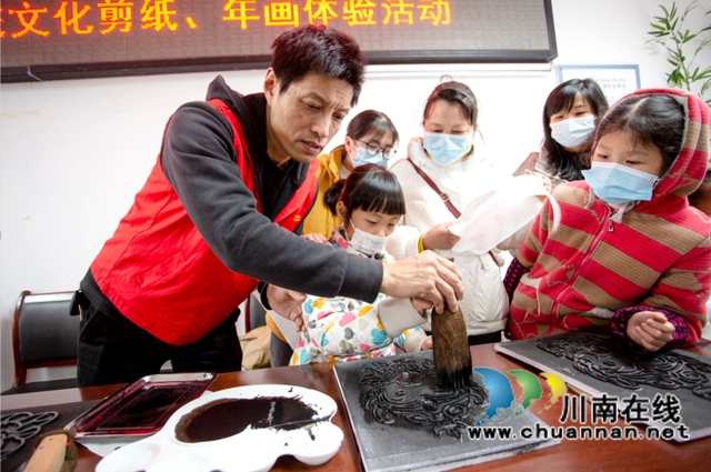 纳溪：“非遗礼包”贺新春，“文化年货”显文明(图12)