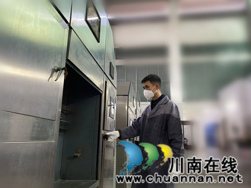 最美“敬业福”送给春节还在坚守岗位的殡葬职工(图9)