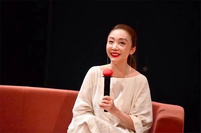 春晚“爆款”！节目《只此青绿》总编导周莉亚曾师从内江(图3)