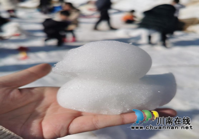 致公党江阳区基层委员会:以雪为媒,党员为冬奥加油喝彩!(图2) 致公党江阳区基层委员会:以雪为媒,党员为冬奥加油喝彩!(图2)