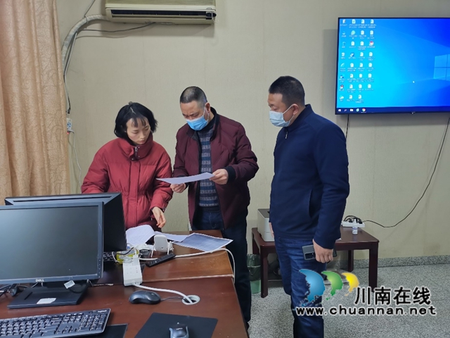 护航春节|龙马潭:坚决守好冷链疫情防控“安全线”(图2) 护航春节|龙马潭:坚决守好冷链疫情防控“安全线”(图2)