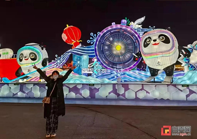 快去打卡！顶流“冰墩墩”自贡分墩来了(图5)