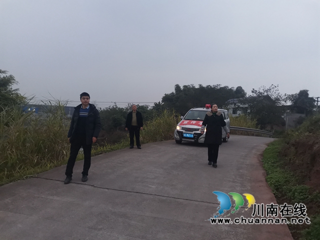 泸县云龙镇开展大气保良攻坚巡查宣传工作(图1) 泸县云龙镇开展大气保良攻坚巡查宣传工作(图1)