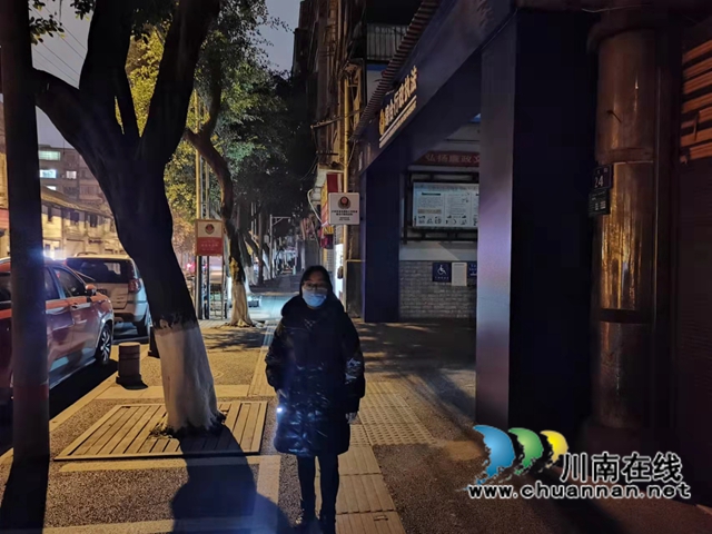 龙马潭区小市街道:夜巡“不打烊”,“打烊”污染源(图3) 龙马潭区小市街道:夜巡“不打烊”,“打烊”污染源(图3)