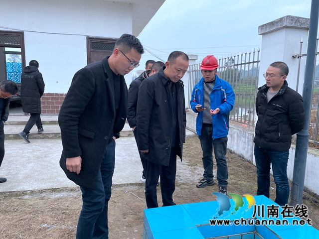 曾一洴到泸县百和镇督导大陆溪水质达标攻坚工作(图1)