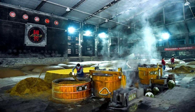 酒麒麟 · 看法庭丨泸州白酒产业园区法庭：唱好司法“护酒歌”(图2)