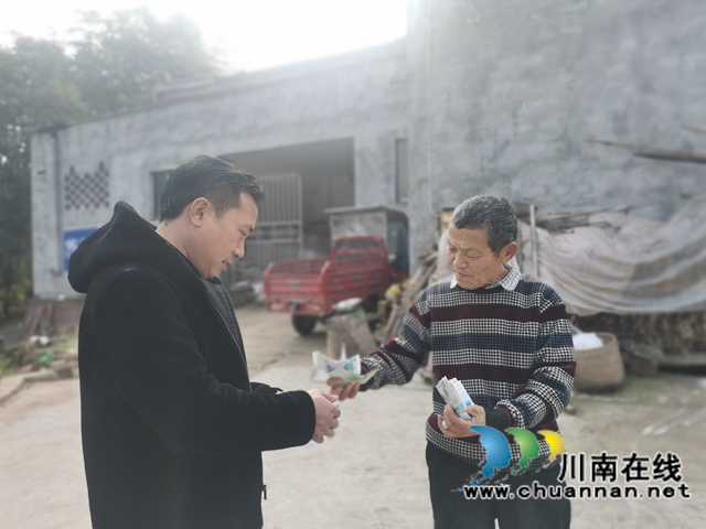 网上下单，送货上门！泸县供销社流动超市助力春耕生产(图3)