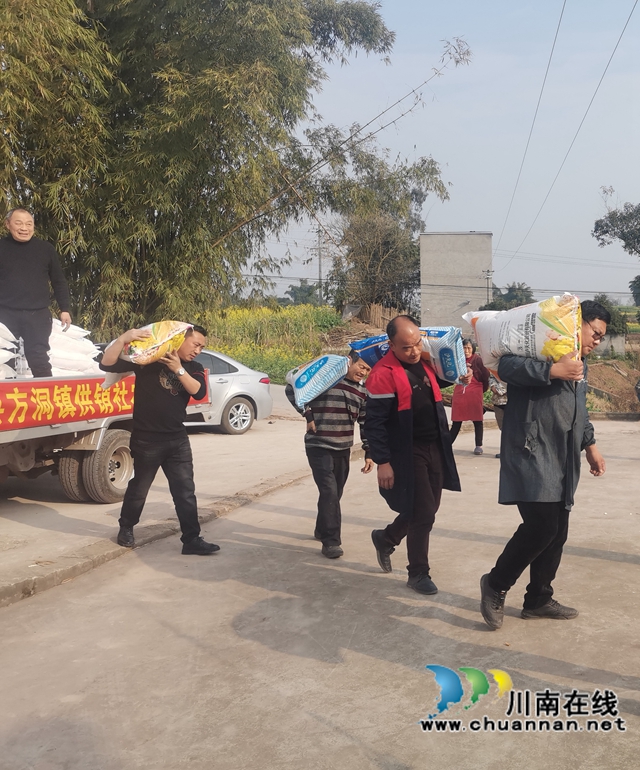 网上下单，送货上门！泸县供销社流动超市助力春耕生产(图5)