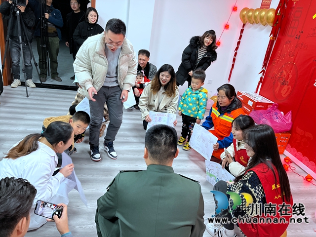 龙马潭区红星街道双桂社区开展“小手牵大手  双减并肩走”亲子活动(图5)