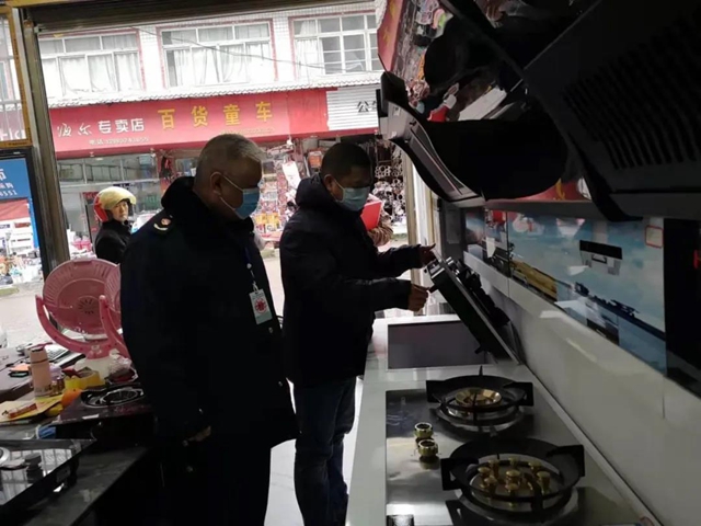 【春雷行动2022】泸州市市场监管局扎实开展燃气具专项整治行动(图2) 【春雷行动2022】泸州市市场监管局扎实开展燃气具专项整治行动(图2)