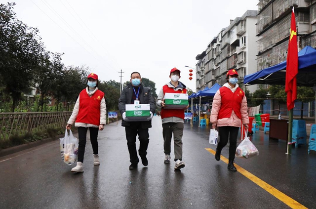 “一线抗疫,我报到!”江阳区2316名党员干部吹响防疫“集结号”(图4) “一线抗疫,我报到!”江阳区2316名党员干部吹响防疫“集结号”(图4)