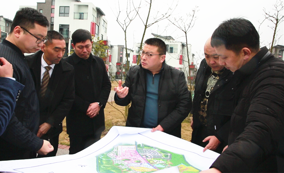 谭荣兵带队调研云溪温泉项目招商引资工作(图1)