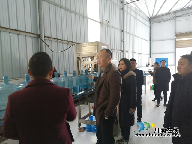 合江县榕山镇:多措并举搭平台,民营企业强发展(图1) 合江县榕山镇:多措并举搭平台,民营企业强发展(图1)