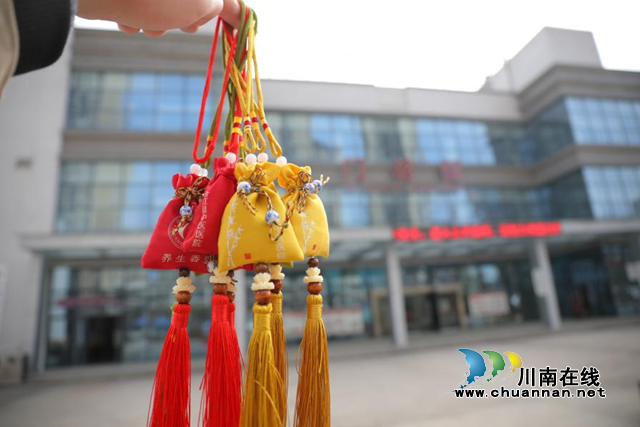 合江县中医医院:预防新冠,中医有“良方”!(图2) 合江县中医医院:预防新冠,中医有“良方”!(图2)