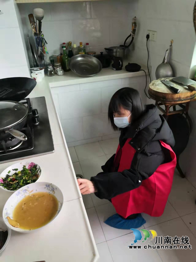 龙马潭区红星街道龙桥子社区开展燃气安全专项排查行动(图2) 龙马潭区红星街道龙桥子社区开展燃气安全专项排查行动(图2)