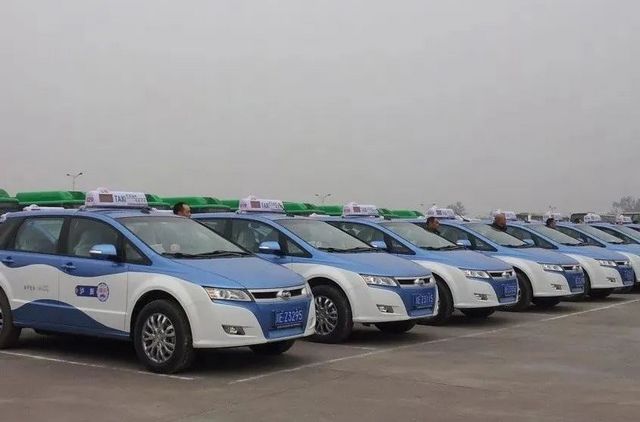 泸州交通坚守“三线”丨打造健康、平安、温馨春运(图3) 泸州交通坚守“三线”丨打造健康、平安、温馨春运(图3)