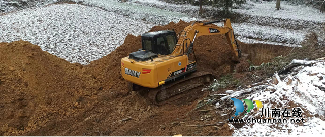 迎风战雪斗严寒,凝心聚力抢工期!古蔺县全力推进2022年“双挂钩”项目(图1) 迎风战雪斗严寒,凝心聚力抢工期!古蔺县全力推进2022年“双挂钩”项目(图1)