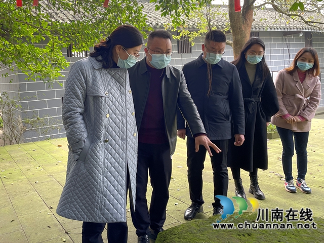 冯怀玉到泸县百和镇调研当前重点工作(图3)