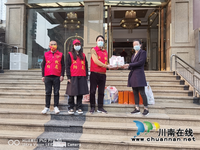 泸州致公党员游艳：抗疫一线的“别样”生日(图3)