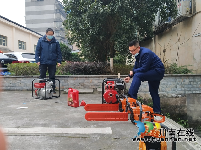 龙马潭区鱼塘街道：“蓝朋友”来鱼塘、筑牢防火墙！(图1)