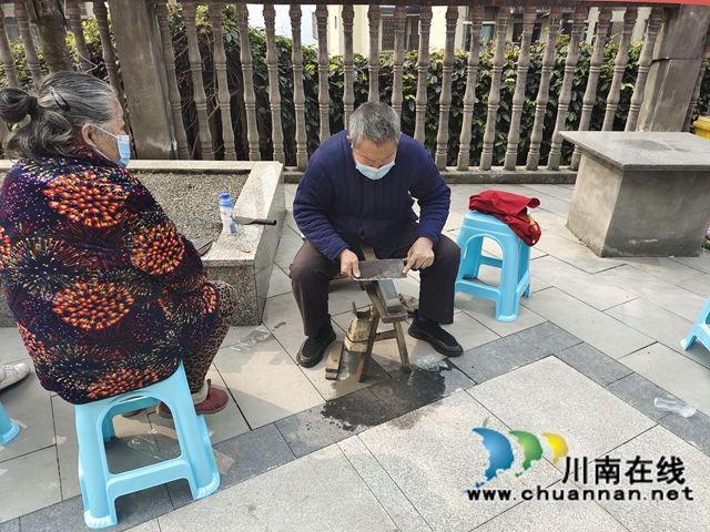 龙马潭区鱼塘街道:学雷锋树新风,志愿活动暖人心(图2) 龙马潭区鱼塘街道:学雷锋树新风,志愿活动暖人心(图2)