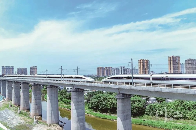 新华社《瞭望》杂志:在国家战略布局中找准泸州定位(图5) 新华社《瞭望》杂志:在国家战略布局中找准泸州定位(图5)