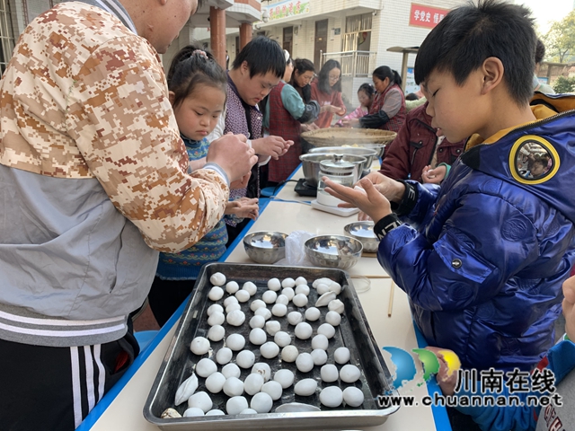舌尖上的美味！叙永县特殊教育学校开展“制作美食看我行”主题活动(图3)