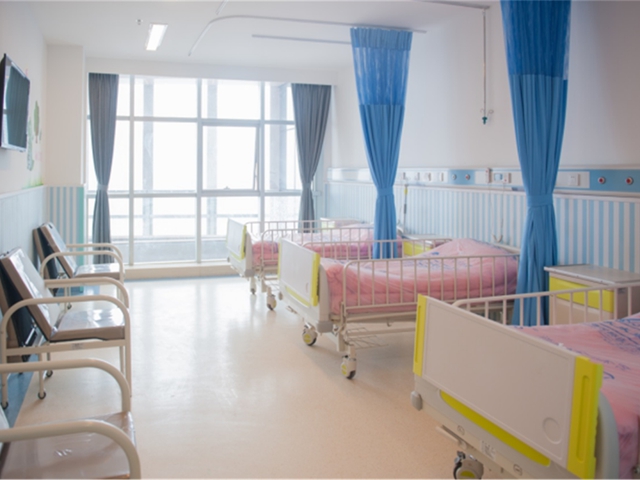 【投票】西南医大附院康健中心院区开诊4年了,您想让我们在哪些地方做得更好?(图20) 【投票】西南医大附院康健中心院区开诊4年了,您想让我们在哪些地方做得更好?(图20)