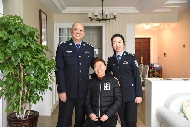 公安部、全国妇联通报表扬！内江这名“警嫂”出名了(图3)