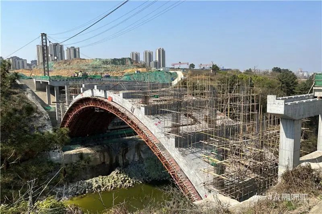 即将贯通!内江又一座大桥——(图1) 即将贯通!内江又一座大桥——(图1)