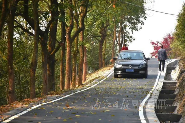 这条道路是内江的新景观吗？不，它其实是——(图1)