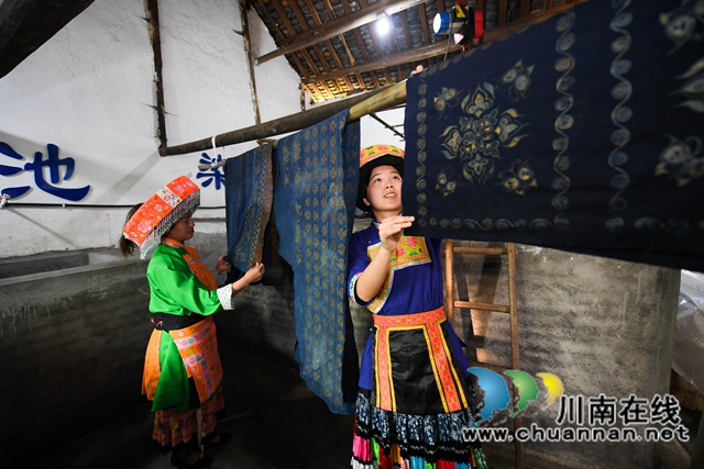 古蔺：“苗家作坊”制作忙(图5)