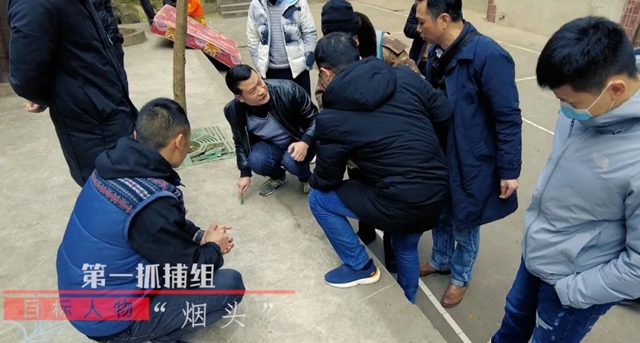 1500多条!内江打假逮到一条“大鱼”(图2) 1500多条!内江打假逮到一条“大鱼”(图2)