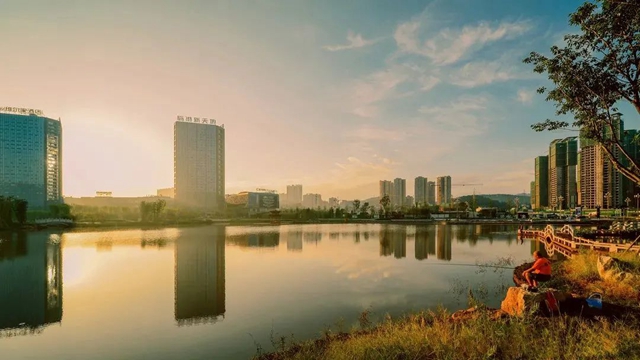 绿色转型乘势崛起 宜宾打造“动力电池之都”(图19)