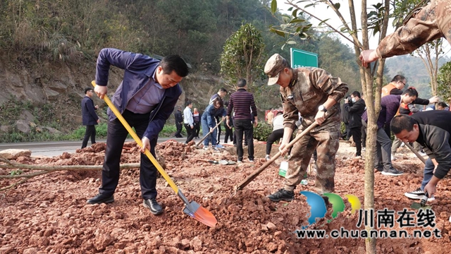 义务植树齐参与 多彩古蔺添新绿(图2) 义务植树齐参与 多彩古蔺添新绿(图2)