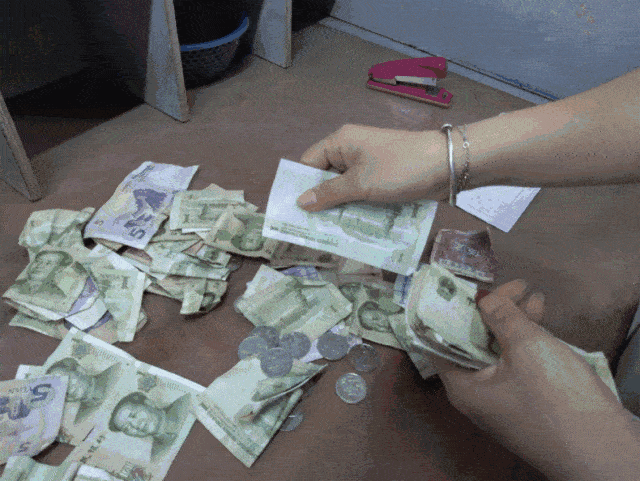 办“满月酒”还能这样省钱？泸州4人迷惑操作得不偿失……