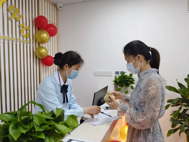 西南医大中医院中医特色诊疗中心开诊啦！(图13)