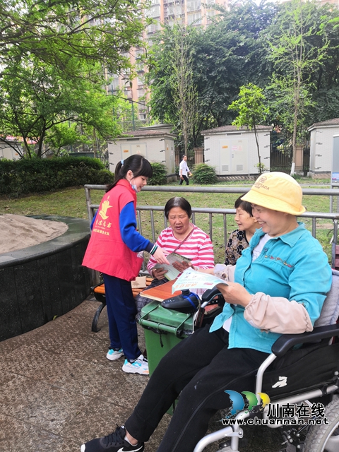 龙马潭区鱼塘街道云华山社区：“大手牵小手，文明一起走”(图3)