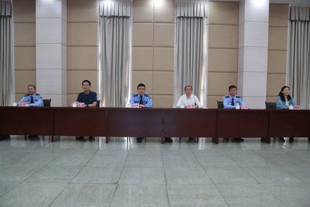 警医同心共建“绿色通道”|西南医大附院与泸州市交警支队签订共建合作协议(图4) 警医同心共建“绿色通道”|西南医大附院与泸州市交警支队签订共建合作协议(图4)