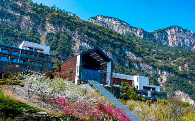 古蔺：庄园三月春意浓，万千美好藏花中(图2)