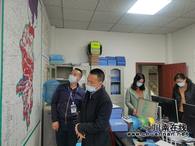 泸州市委统战部到古蔺督查森林防灭火工作(图4) 泸州市委统战部到古蔺督查森林防灭火工作(图4)