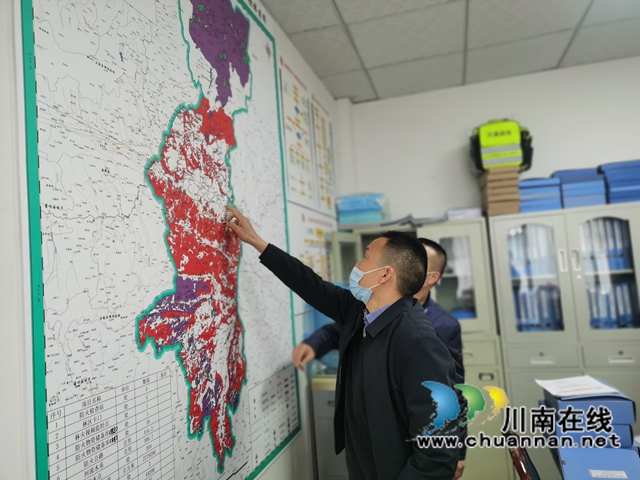泸州市委统战部到古蔺督查森林防灭火工作(图5) 泸州市委统战部到古蔺督查森林防灭火工作(图5)