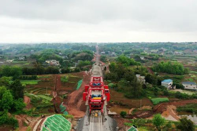 渝昆高铁又有好消息!泸州至宜宾段架梁施工迎来新进展!预计6月……(图3) 渝昆高铁又有好消息!泸州至宜宾段架梁施工迎来新进展!预计6月……(图3)