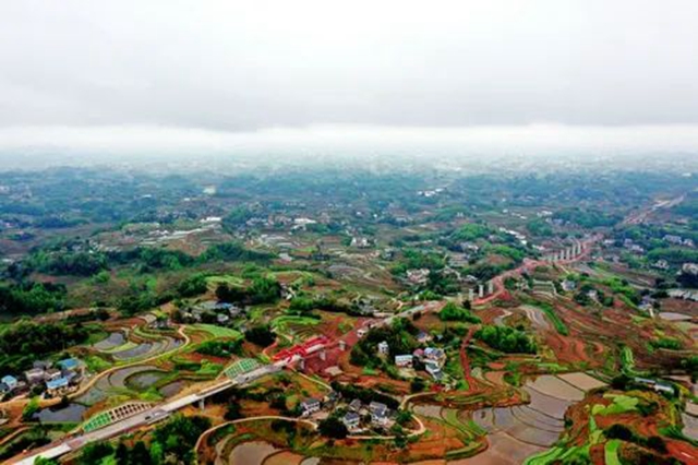 渝昆高铁又有好消息!泸州至宜宾段架梁施工迎来新进展!预计6月……(图4) 渝昆高铁又有好消息!泸州至宜宾段架梁施工迎来新进展!预计6月……(图4)