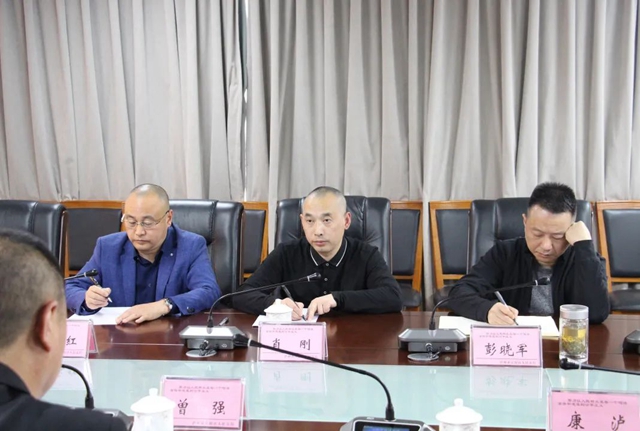 江阳区政协委员考察调研江阳区法院执行工作(图3)