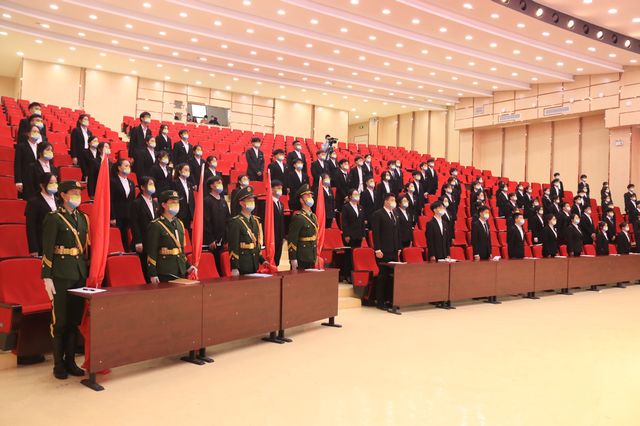 四川三河职业学院举行第五期“青马工程”大学生骨干培训班开班典礼(图2)