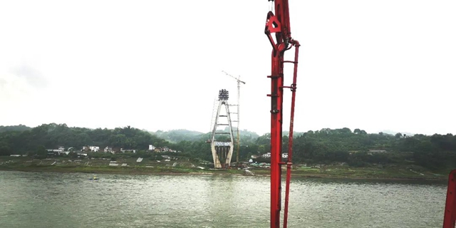 合江榕山长江大桥2号墩承台浇筑完成(图3)