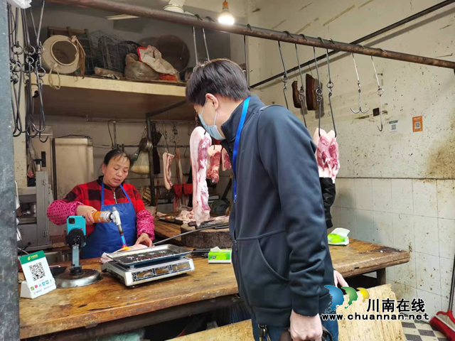 纳溪区市场监管局开展农贸市场燃气安全隐患排查工作(图1)