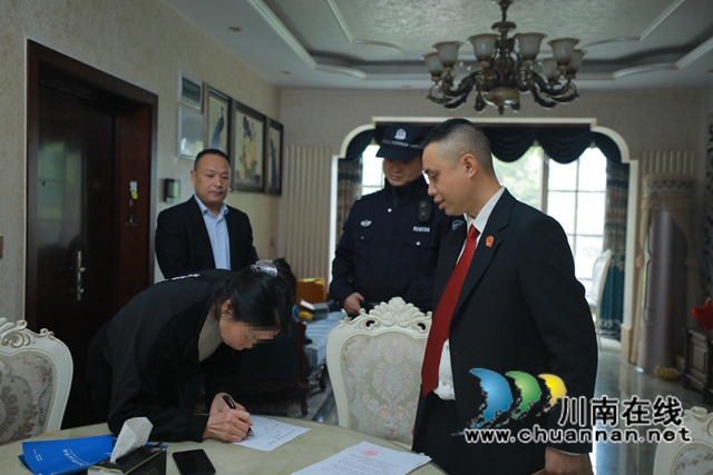 龙马潭法院：市人大代表深入执行一线，点赞法院执行工作(图4)